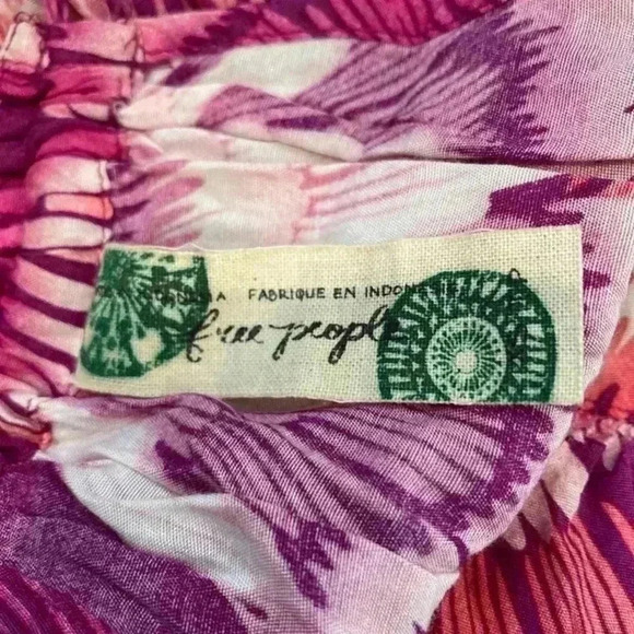 ⭐️ Free people Floral Palm Sun pink and purple Dress in size xs - Picture 4 of 4